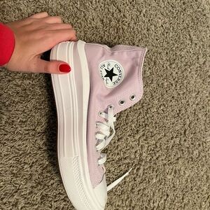 never been worn purple converse